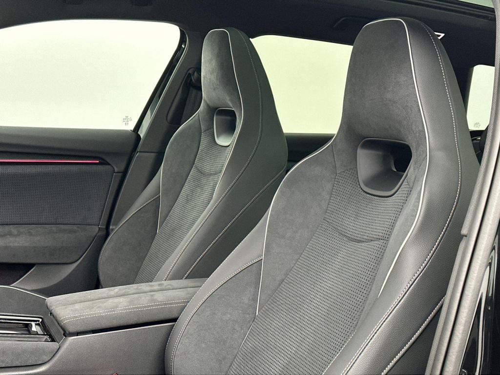 Skoda Superb sportline business 1.5 tsi phev 150 kw / 204 pk co