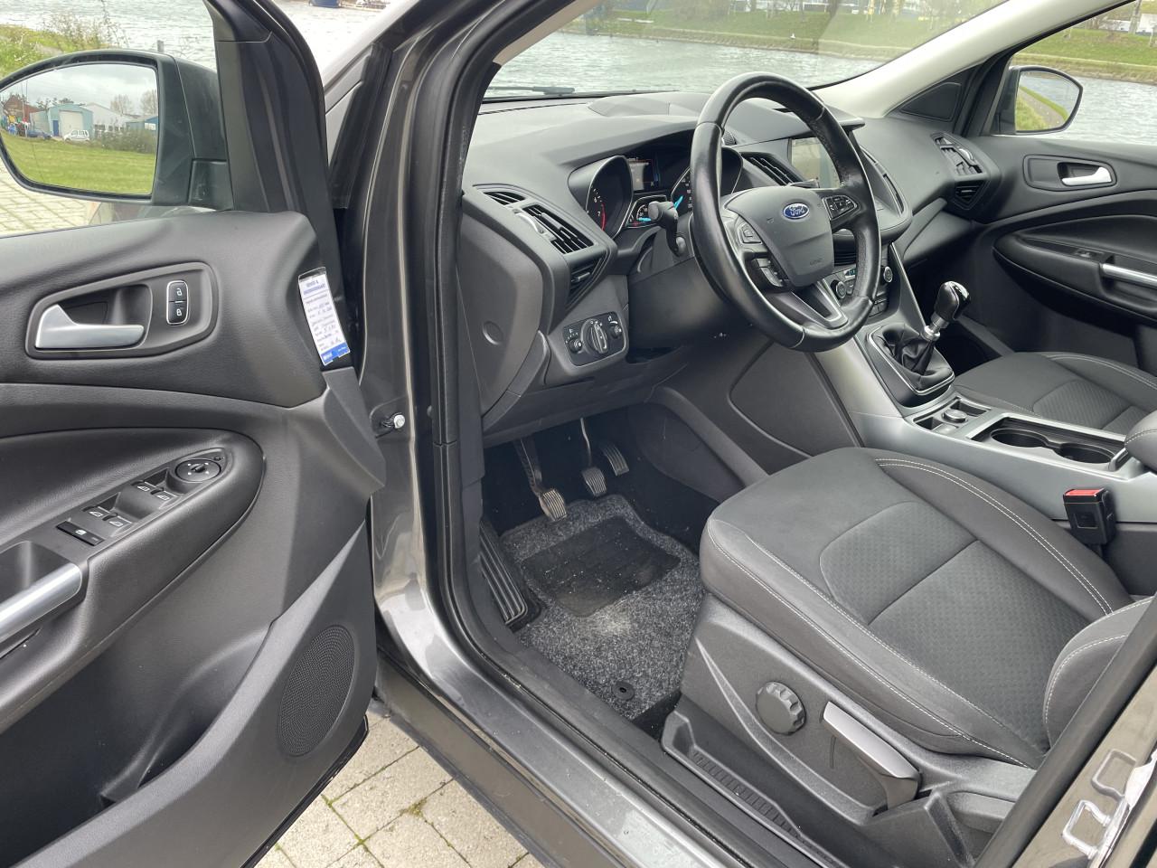 Ford Kuga 1.5 ecoboost suv st line