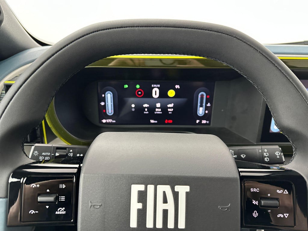 Fiat Panda grande 1.2 hybrid icon sensoren achter | apple carplay & android