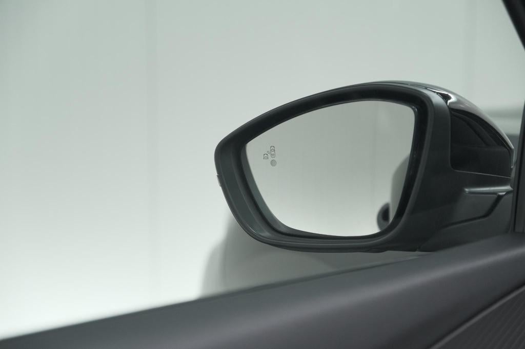 Peugeot 2008 puretech 130 gt | panoramadak | afneembare trekhaak | adaptiev