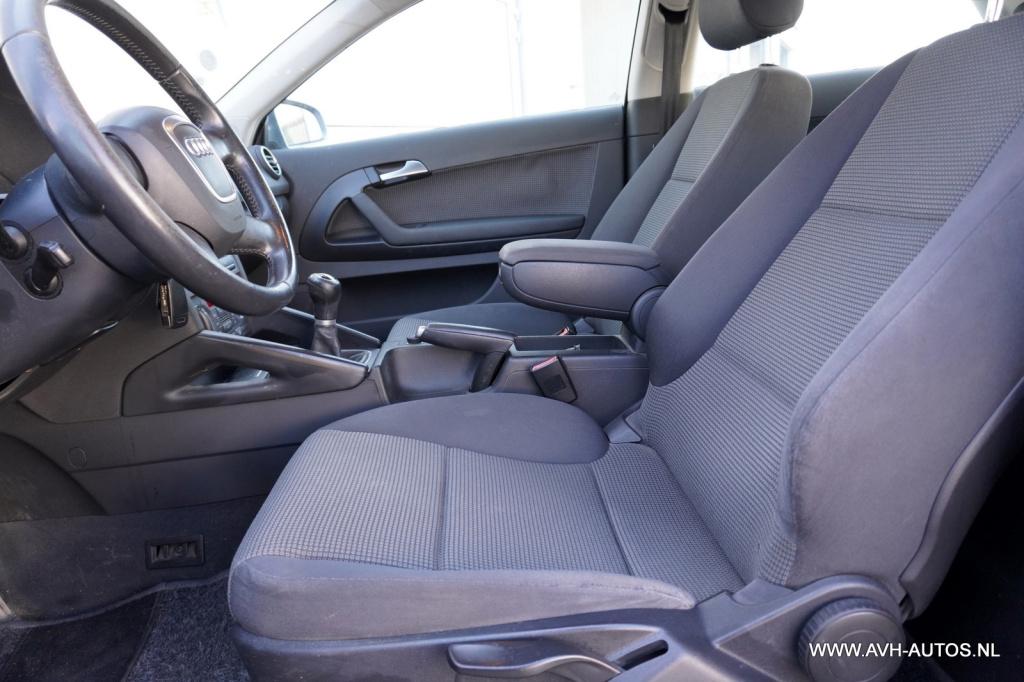 Audi A3 1.6 fsi attraction