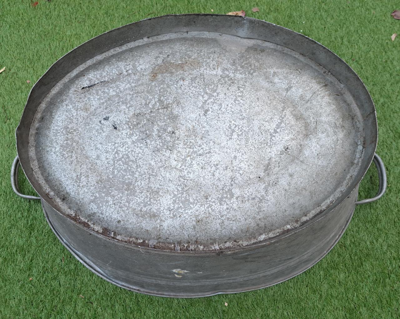 ZINKEN TEIL OF KUIP  lekvrij- ongeveer 73 x 52 cm