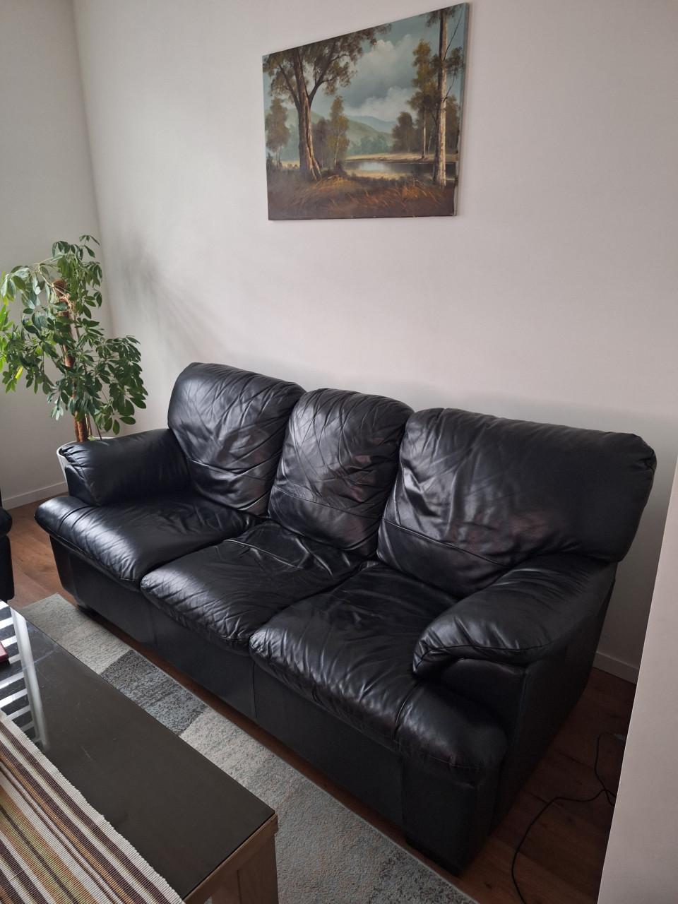 Te koop leren bankstel 1+2+3