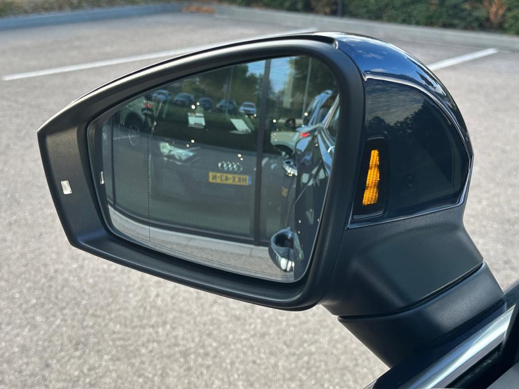 Volkswagen Touareg 3.0 tsi ehybrid 4motion elegance | panoramadak | head up