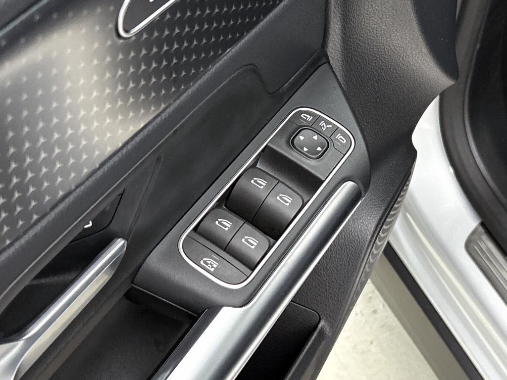 Mercedes-Benz Gla-klasse 250 e business line | stoelverwarming | elektrisch