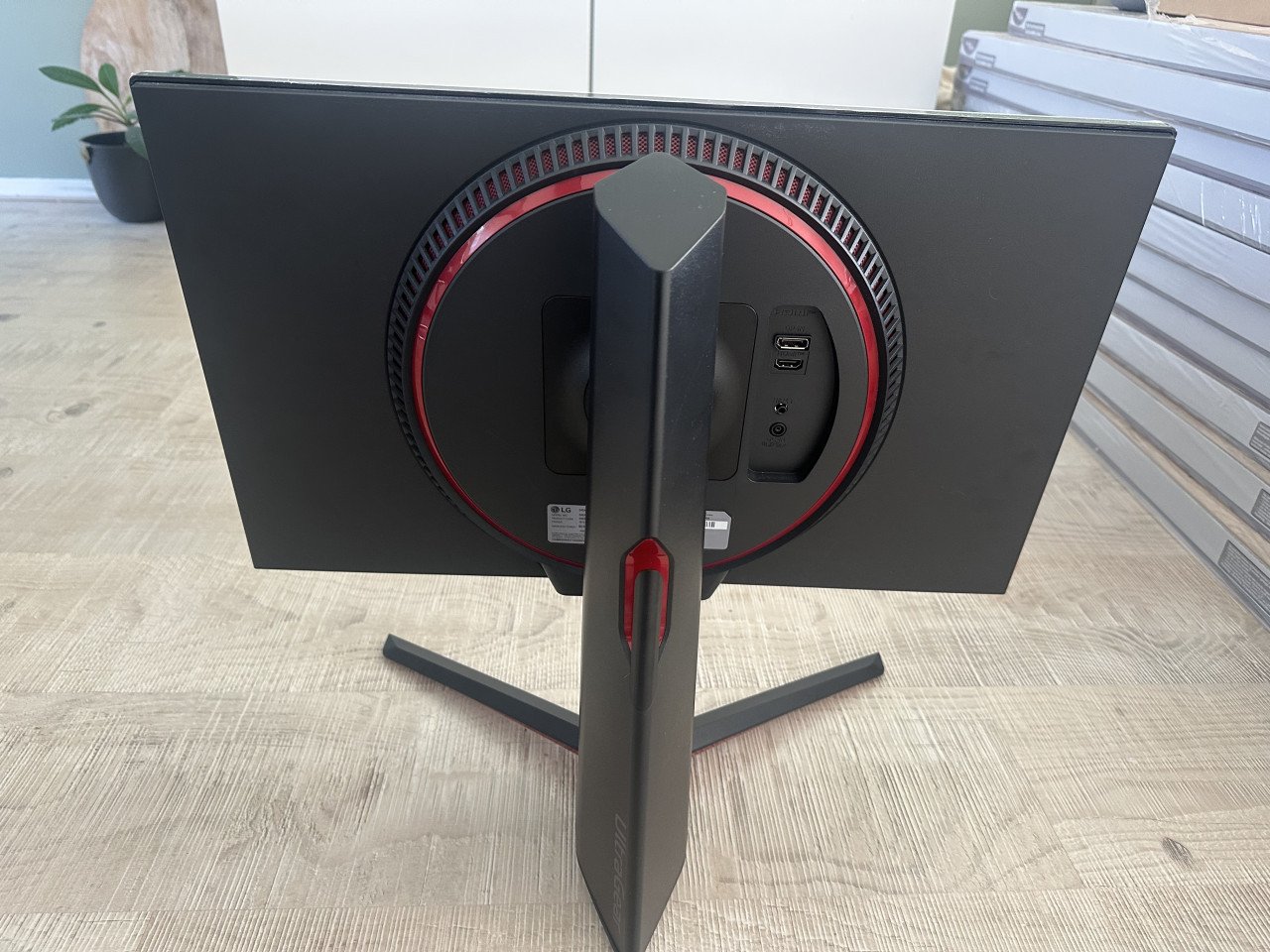 LG ultragear 144hz monitor