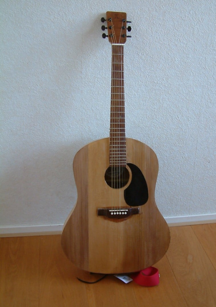 Jumbo gitaar goede volle klank