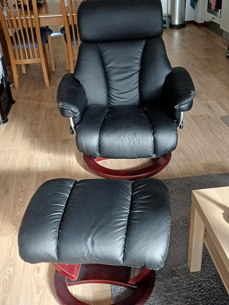 Draaifauteuil met hocker