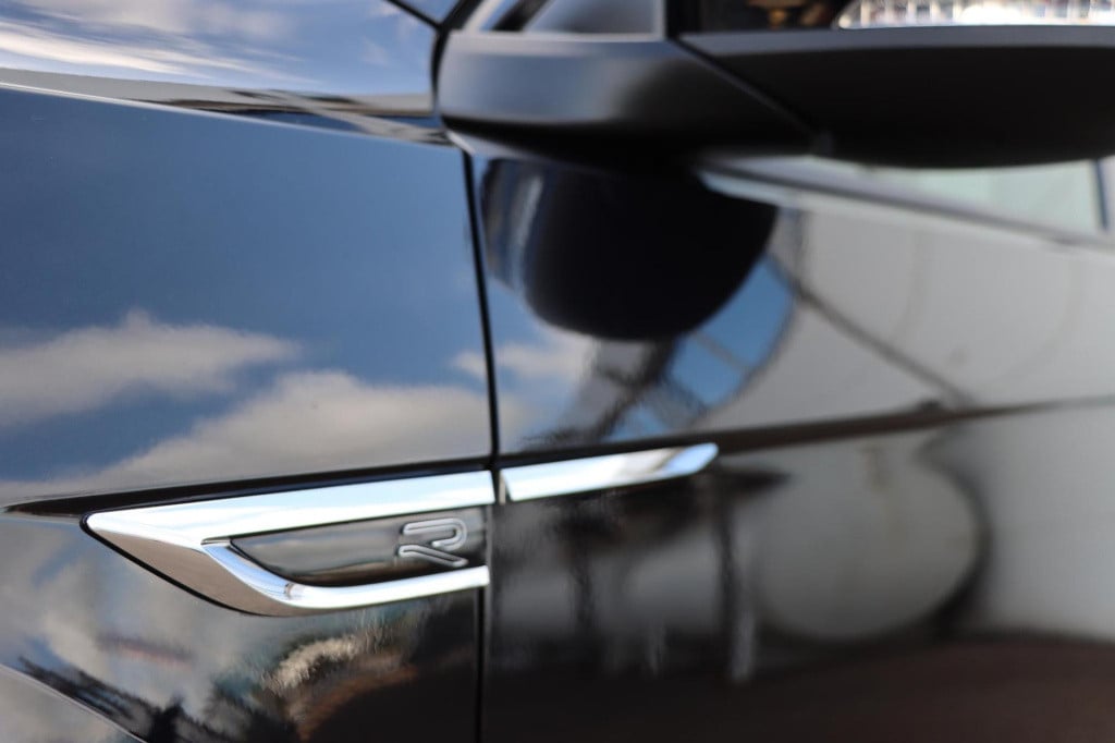 Volkswagen T-roc 1.5 tsi r-line business