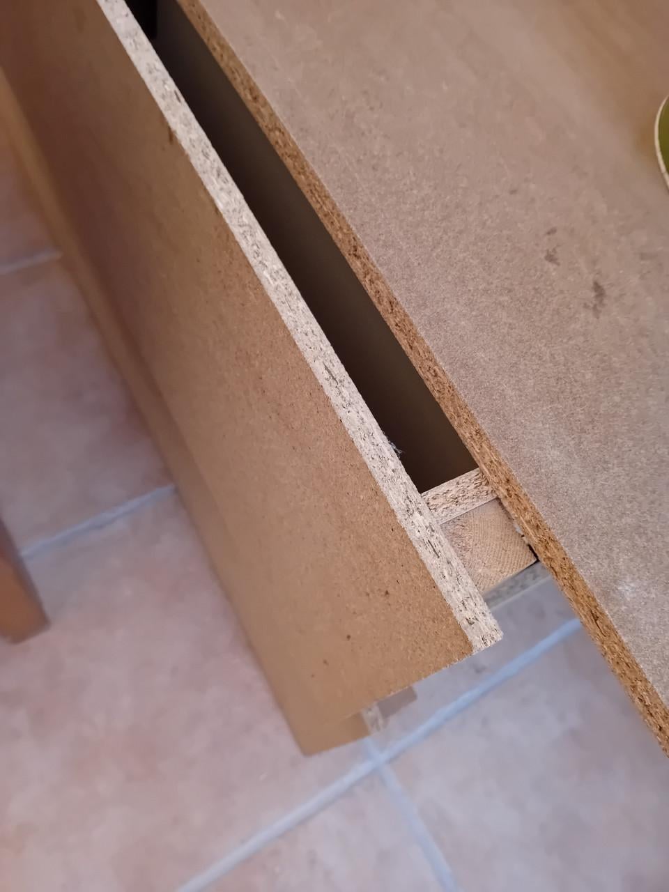 Ladeblok voor onder bed