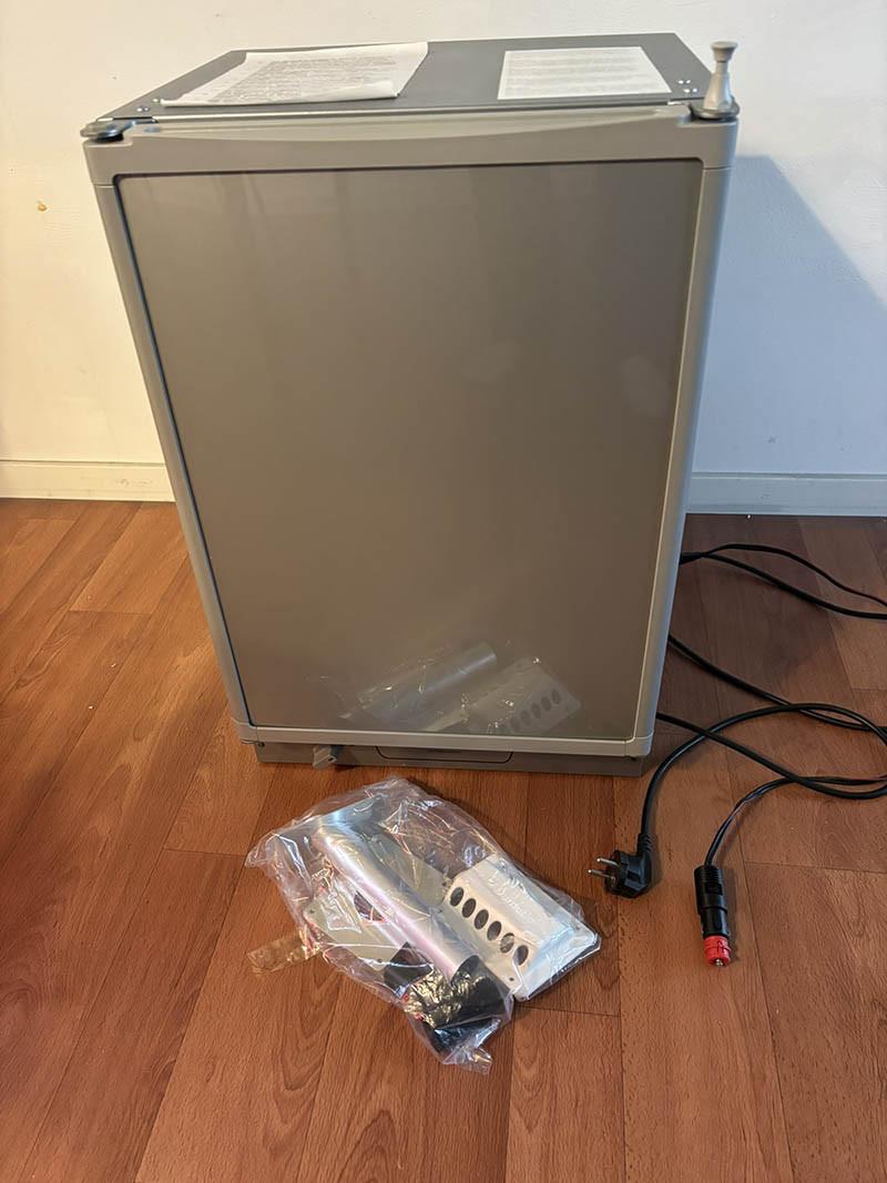 Dometic RM 123 absorptie koelkast (gas, 220 en 12 volt)