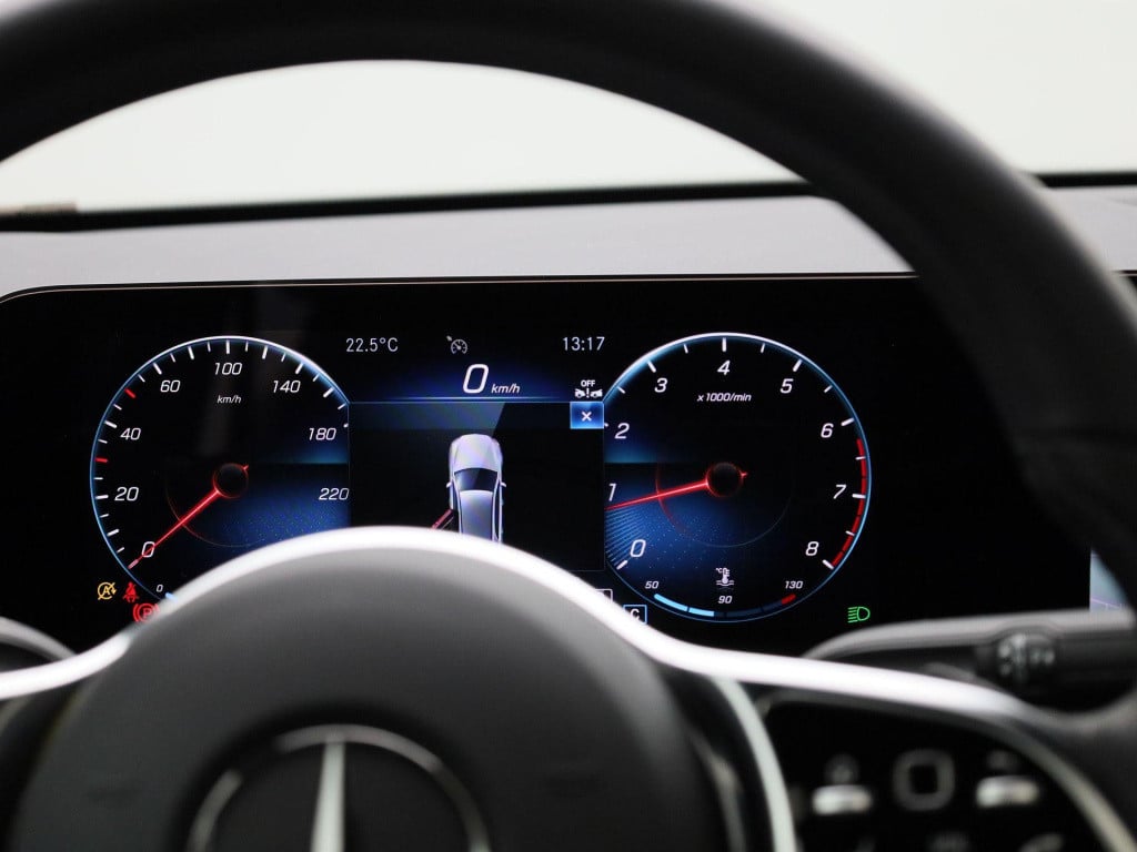 Mercedes-Benz A-Klasse 200 business solution luxury | automaat | panoramada