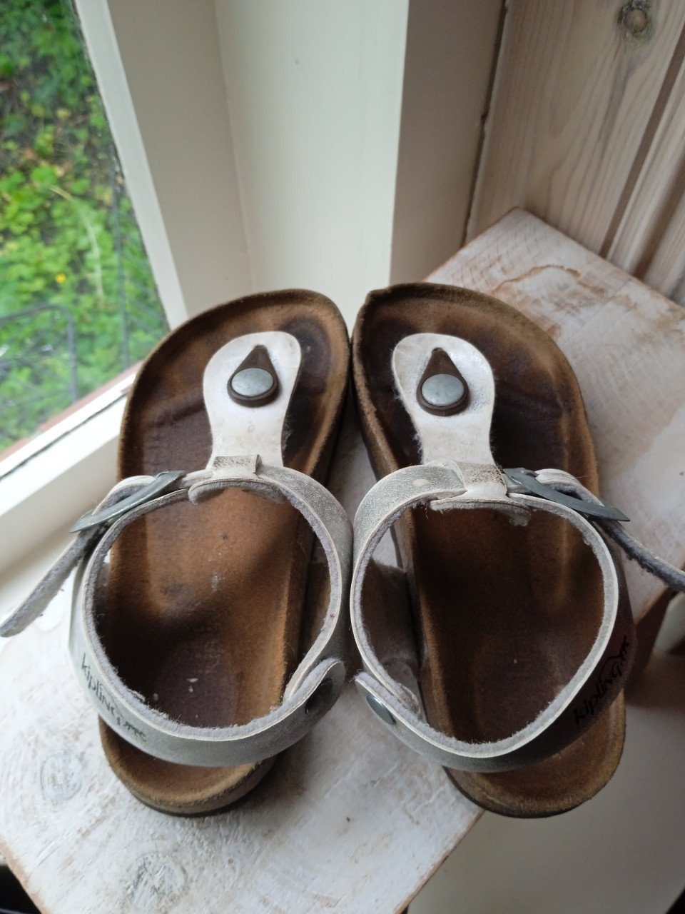 Sandaaltjes Kipling maat 27 ~kinder sandalen zilver-wit kind