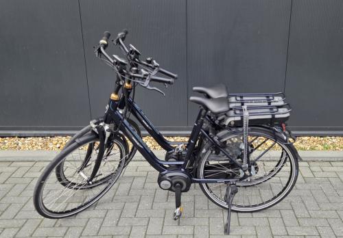 Mooie set BATAVUS WAYZ E-GO Bosch Active Line 400Wh 50/53