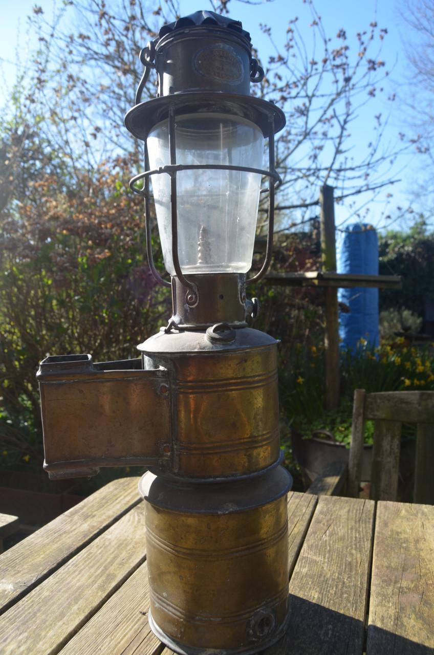 Scheepslantaarn J Tavernier Oostende 1934 - 1945