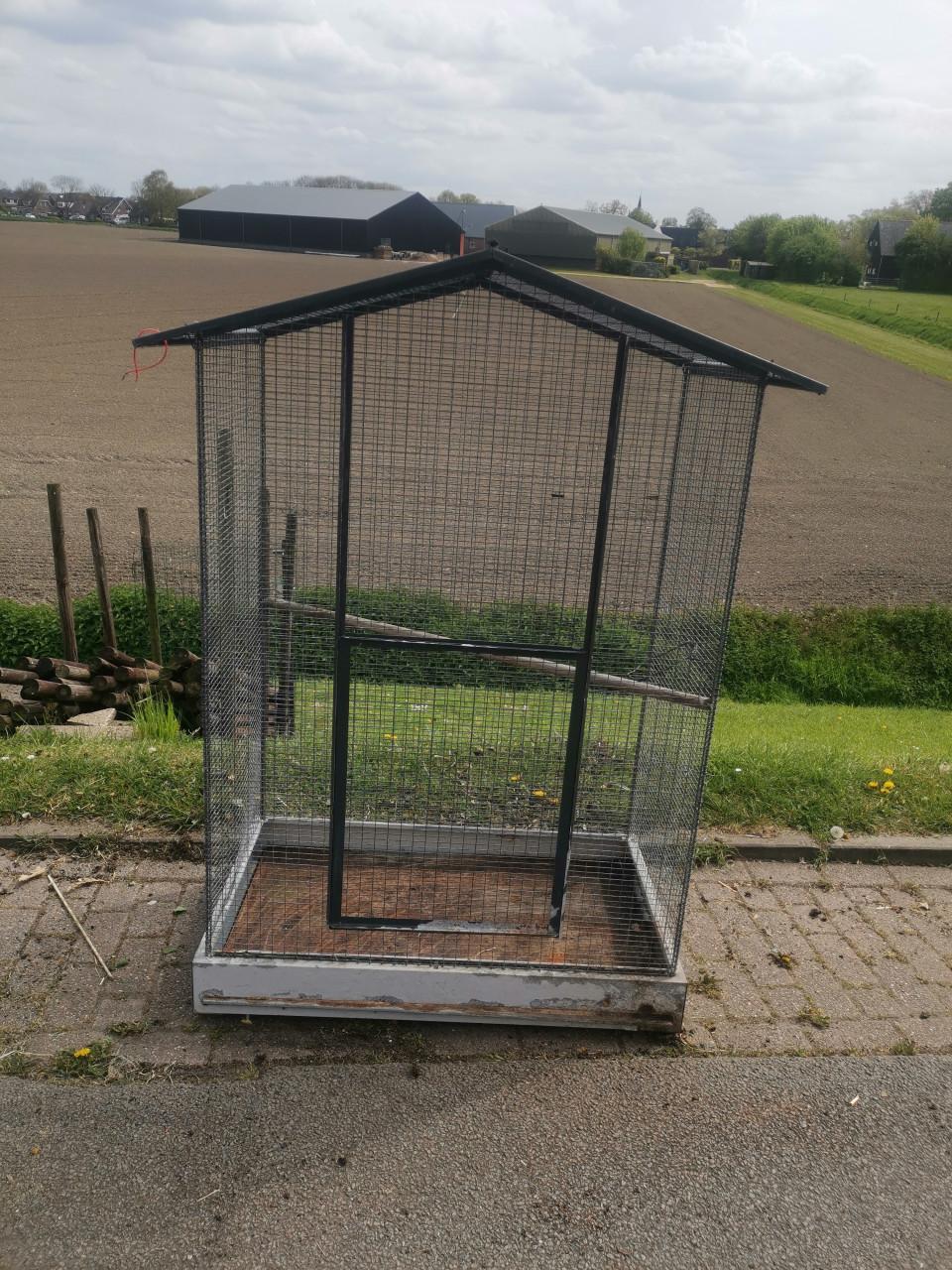 Volière /grote (vogel) kooi