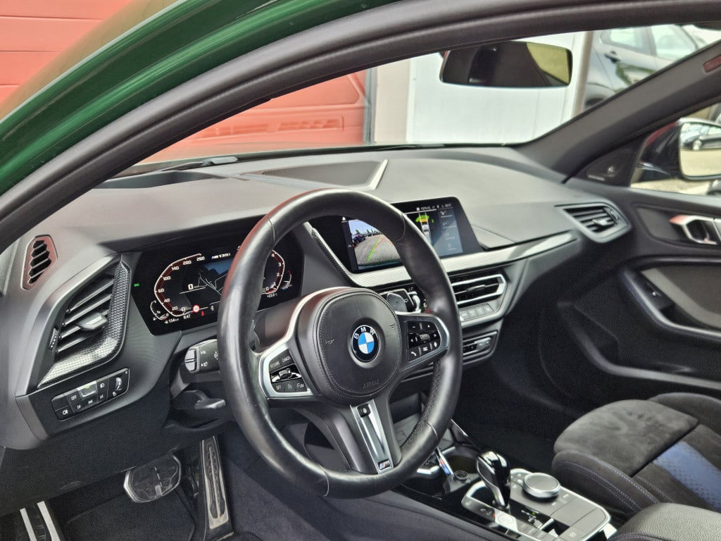 BMW 1 Serie m135i xdrive m-sport pro | irish green