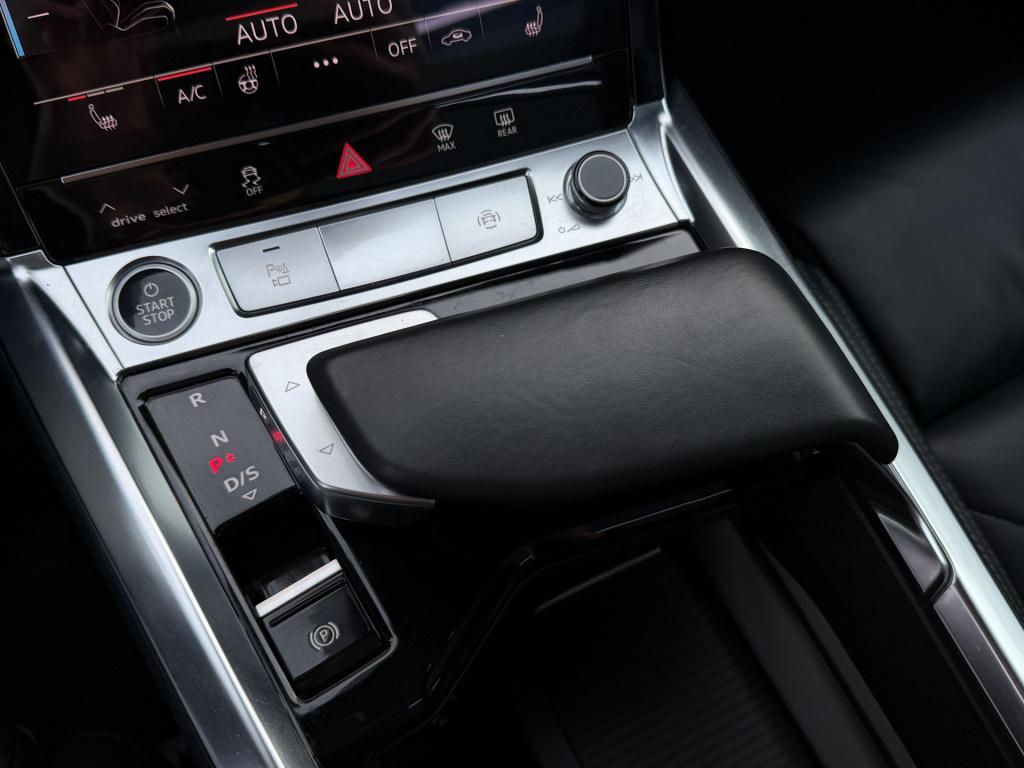 Audi E-tron 55 quattro s edition 95 kwh | soh 92% | pano | luchtvering | ri