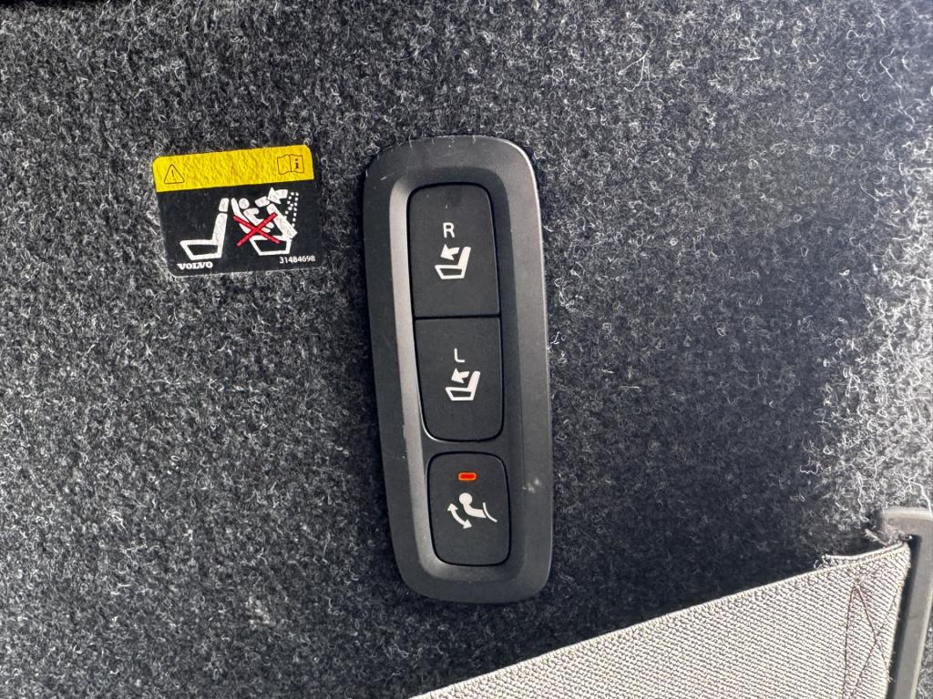 Volvo XC40 2.0 t4 inscription automaat | leer | 19'' lmv | trekhaak