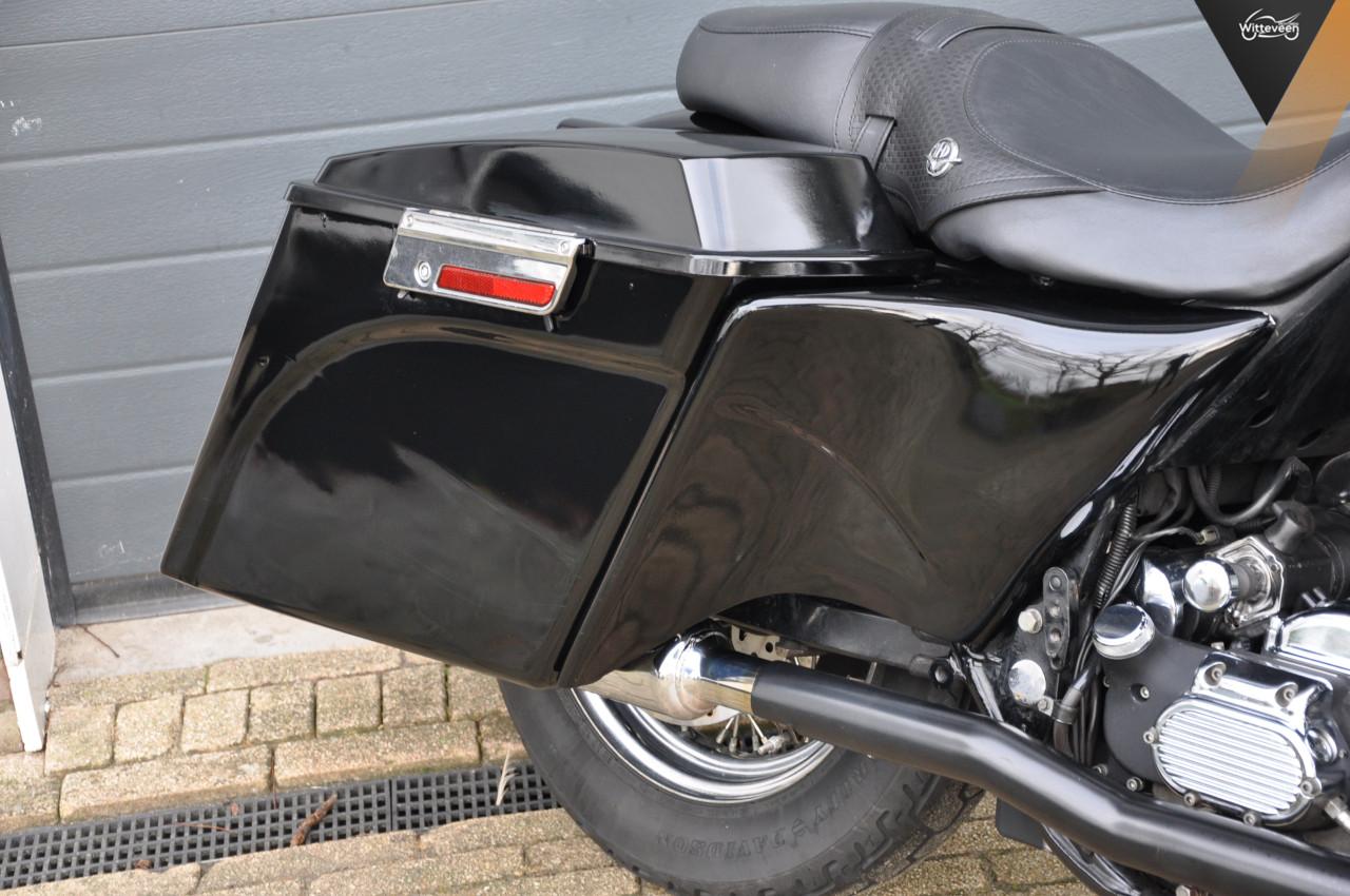 Harley Davidson Road King Stretched koffers, groot voorwiel
