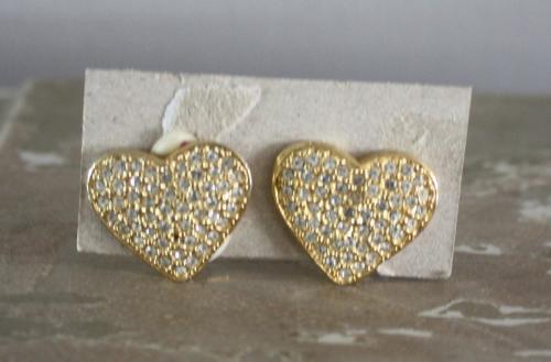 Goudkleurige oor stekers hartjes en steentjes