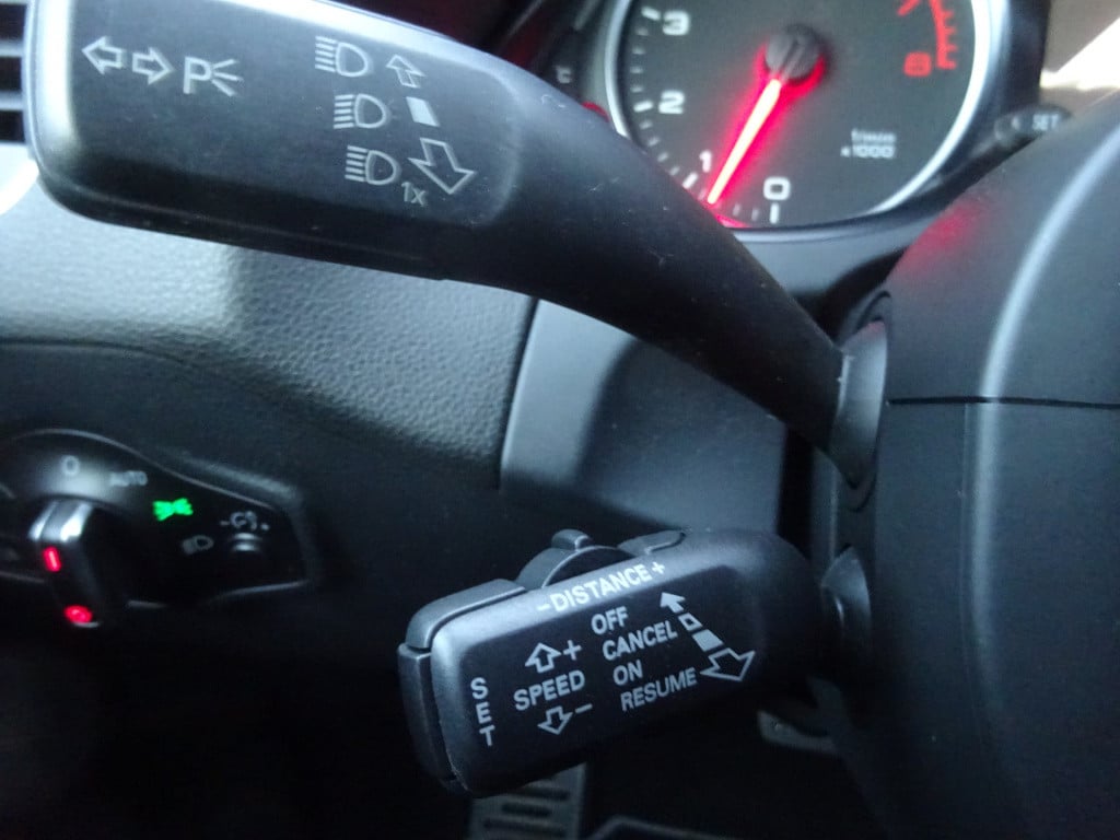 Audi Q5 3.2 fsi quattro pro line s panoramadak / navi / xenon / cruise / 19