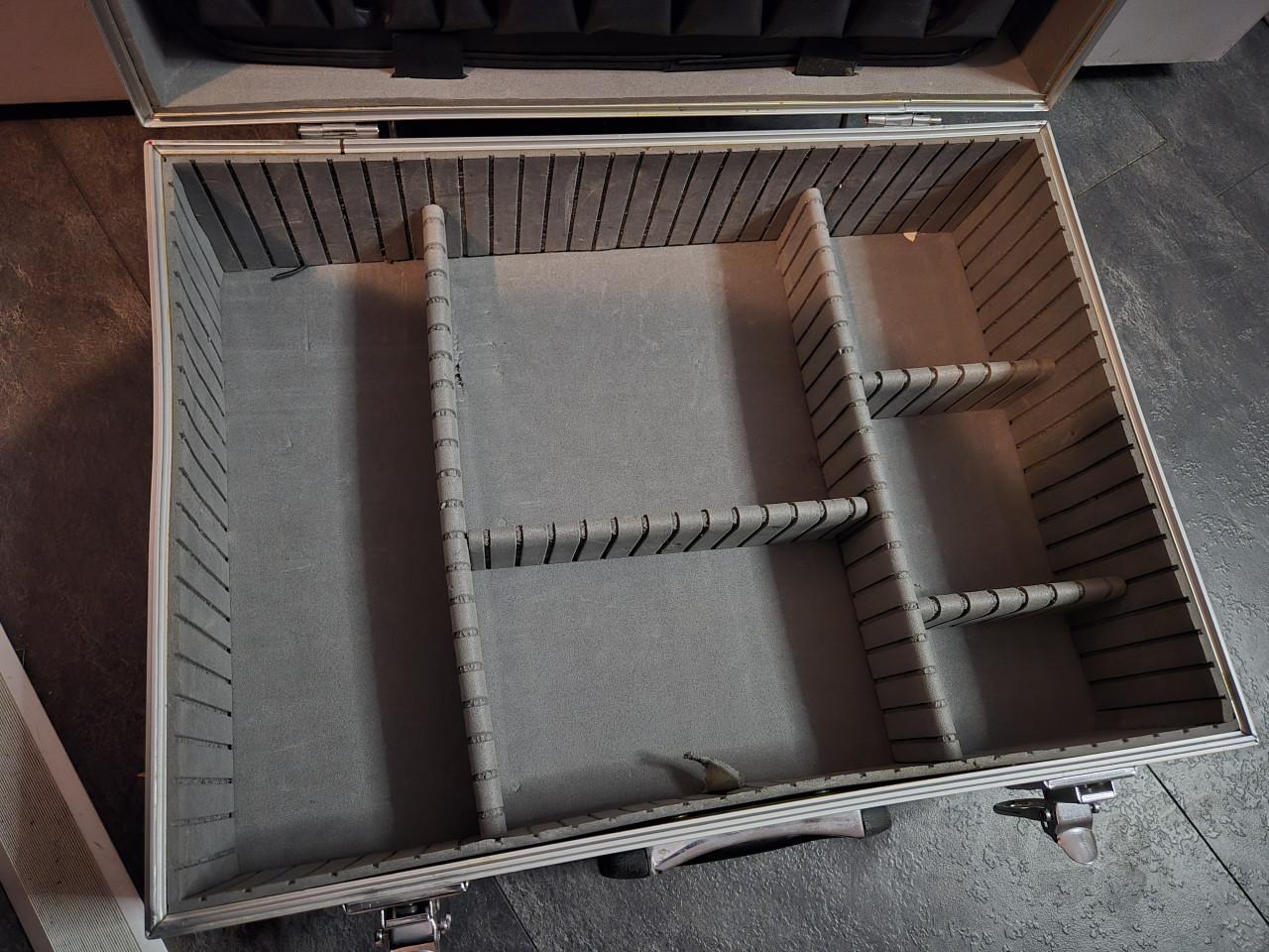 Aluminium gereedschapskist. L46xB34xD17 cm