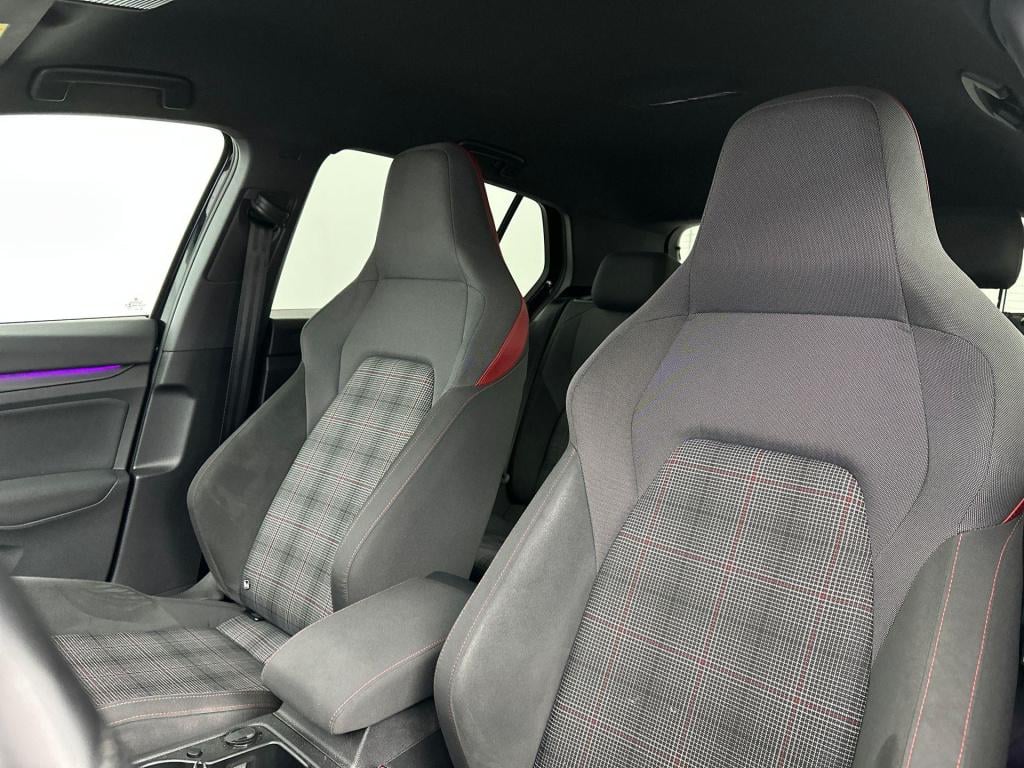 Volkswagen Golf 2.0 tsi gti | camera | harman kardon | head-up-display