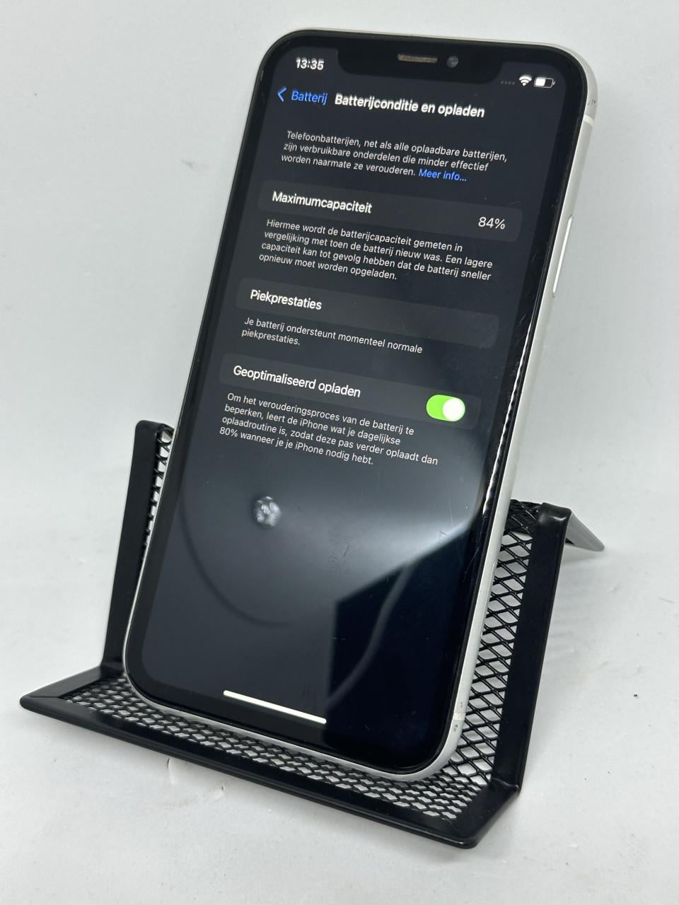 IPhone XR  wit  64GB