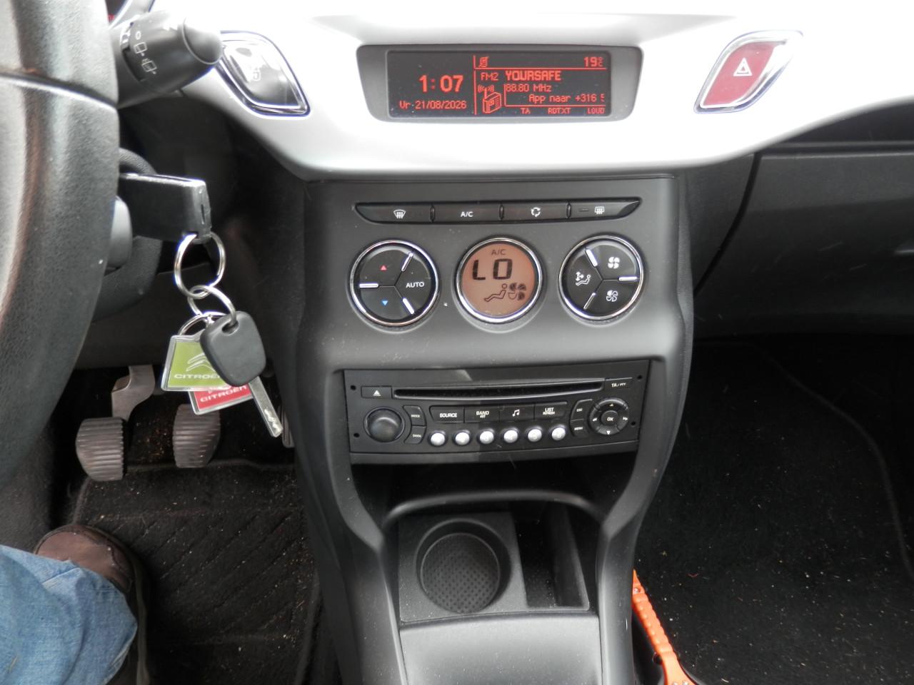 Auto Garant Biedt Aan: Citroen C3 1.4 Ligne Business