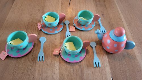 Houten speelservies Hema