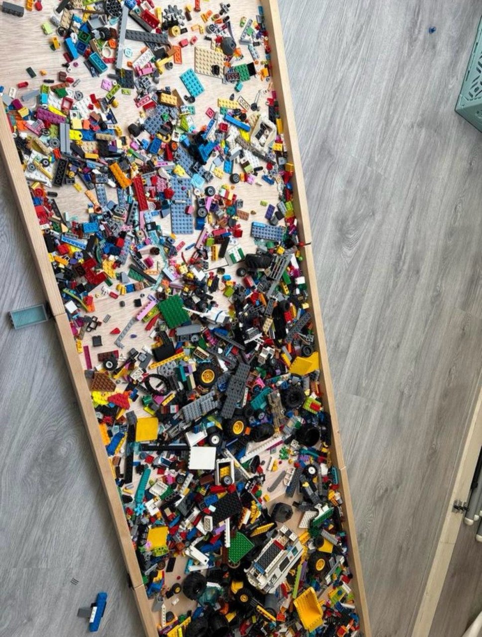 Houten bak handgemaakt o.a. voor lego oid