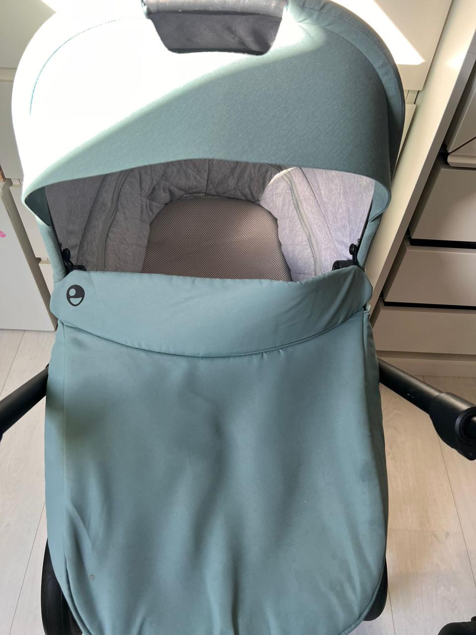 Kinderwagen Easey walker hearvey 2