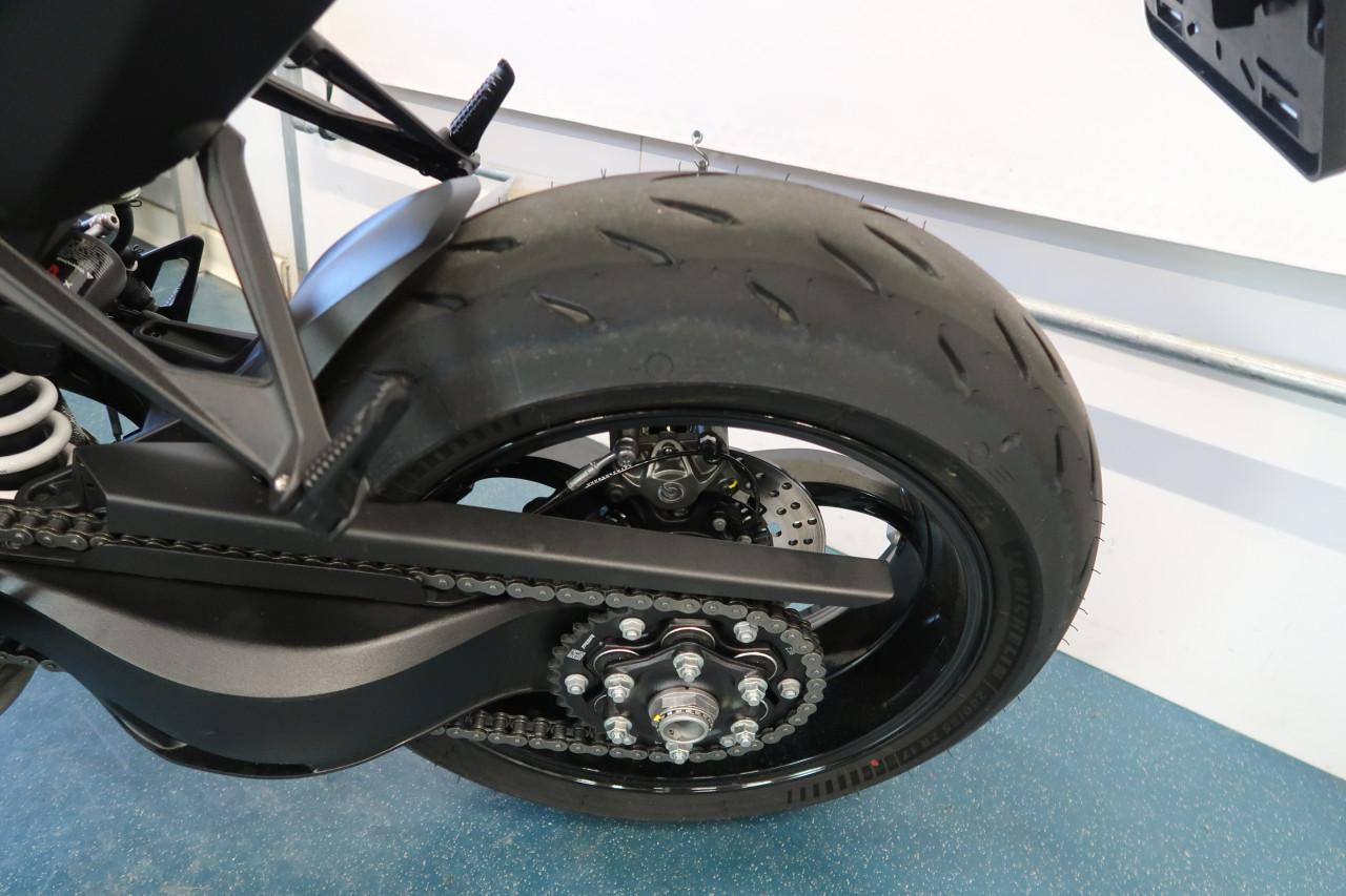 KTM 1390 Super Duke R 2025 nieuw!