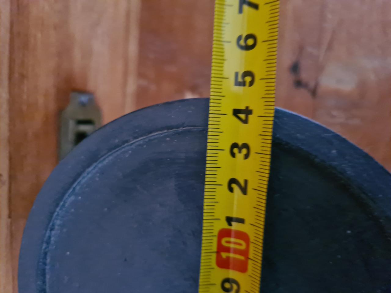 Brocante glazen stolp met zwarte houten voet