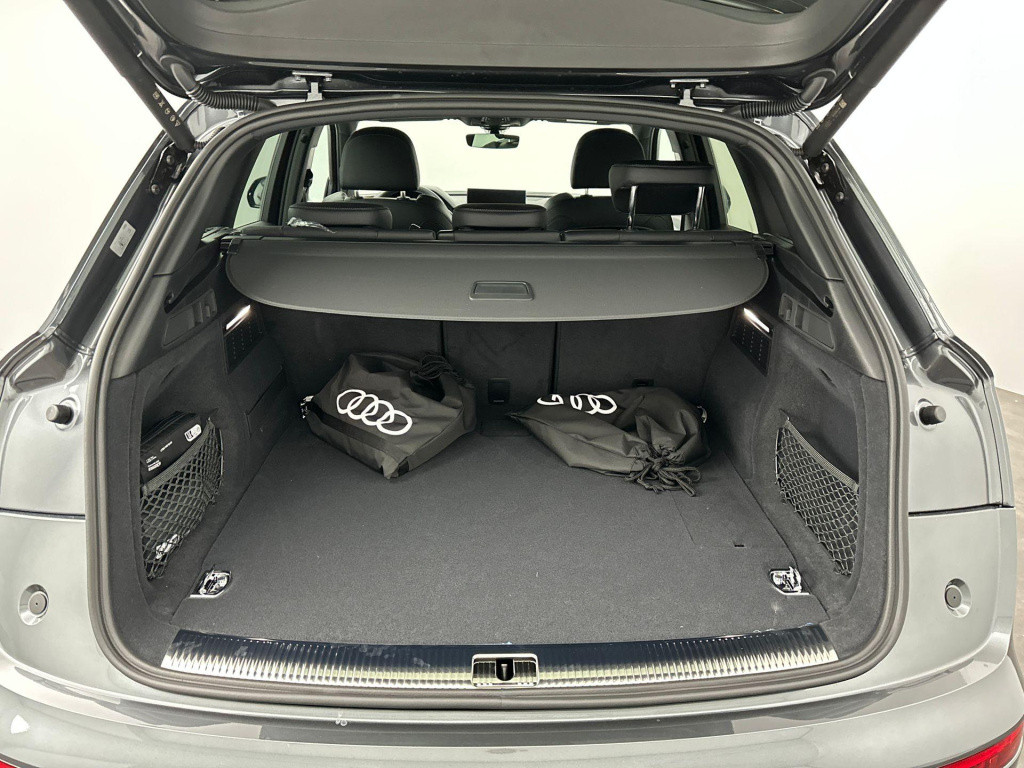 Audi Q5 s edition competition 50 tfsi e 220 kw / 299 pk su