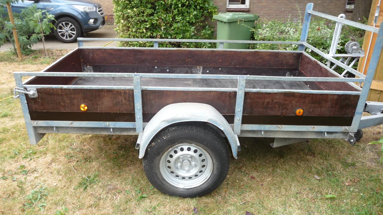 TE KOOP ONGEREMDE ROBUSTE ENKELASSER