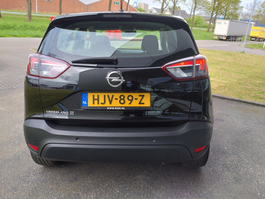 Opel Crossland X 1.2 online edition