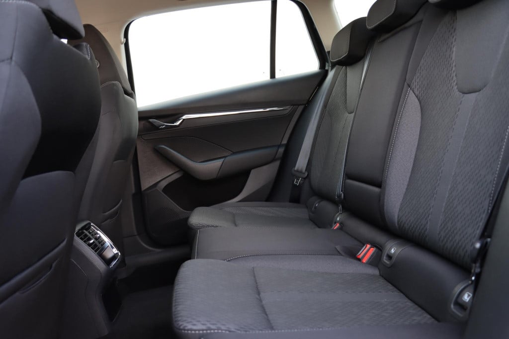 Skoda Octavia combi 1.4 tsi iv style 204pk dsg6