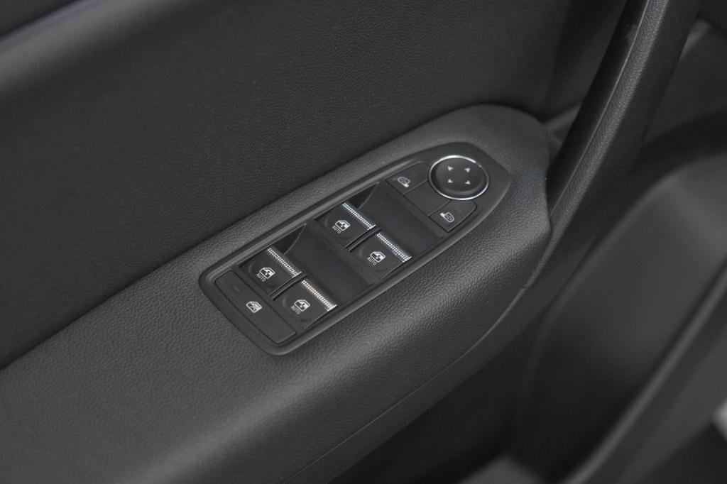 Renault Captur 1.6 e-tech plug-in hybrid 160 techno | camera | navigatie | 