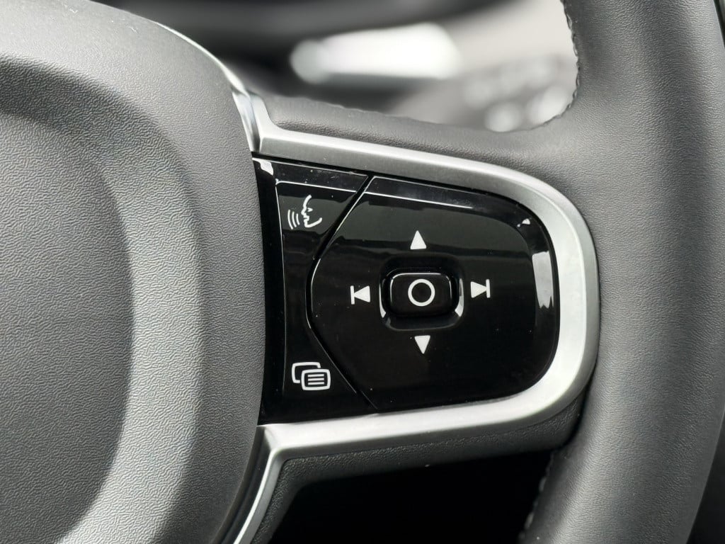 Volvo XC60 t6 awd ultra dark massage 22" inch | nieuwpr. € 89.421 |