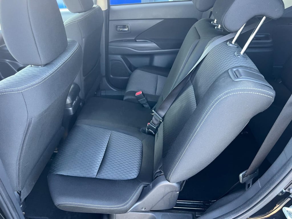 Mitsubishi Outlander 2.0 business edition 7 persoons