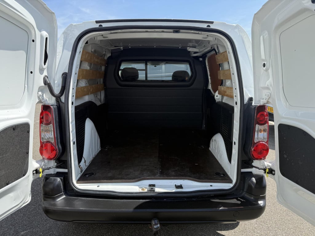 Citroen Berlingo 1.6 bluehdi 75 club | cruise control | trekhaak | a/c
