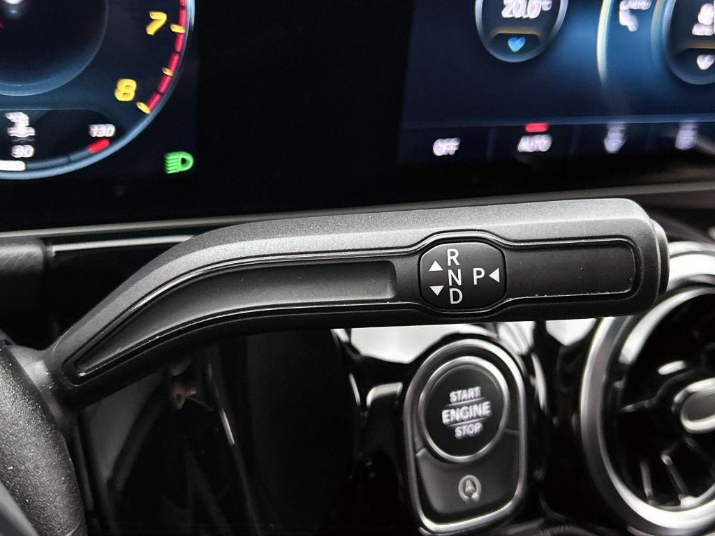 Mercedes-Benz B-Klasse 200 business solution amg | automaat | apple carplay