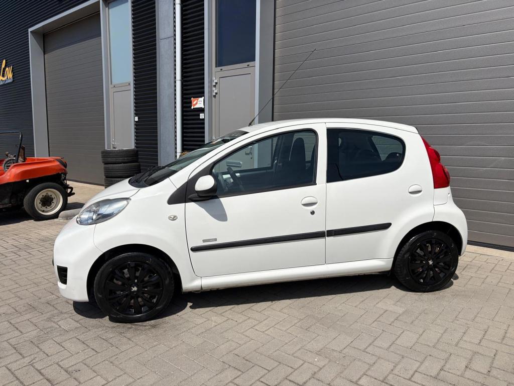 Peugeot 107 1.0-12v xs/80.000 nap/airco/2e eigenaar/leuke auto/