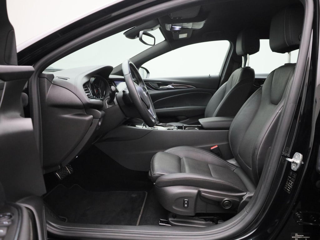 Opel Insignia sports tourer 1.5 turbo business executive | automaat | opc-l