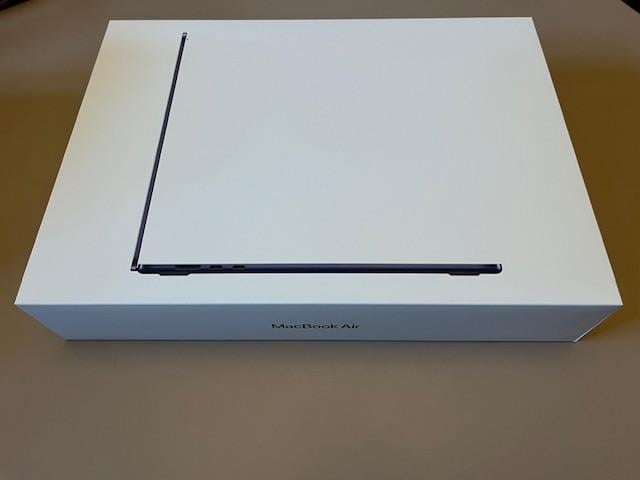 MacBook Air 15 inch