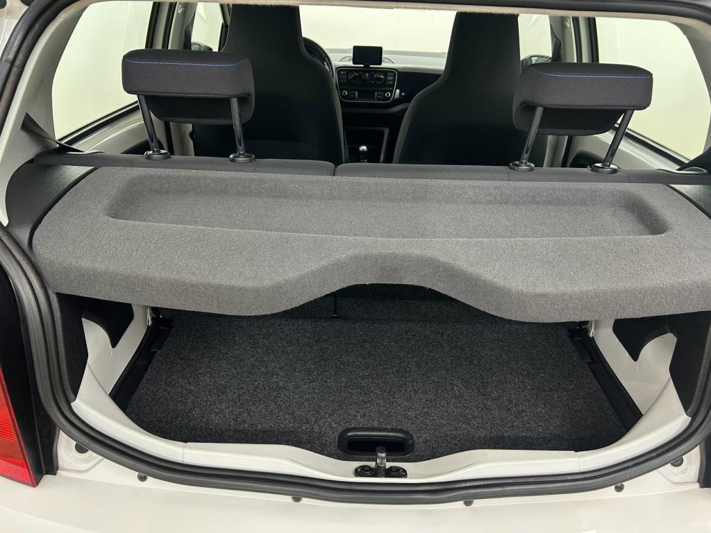 Volkswagen UP! occasion 1.0 up! edition bluemotion | wit | tweedehands volk