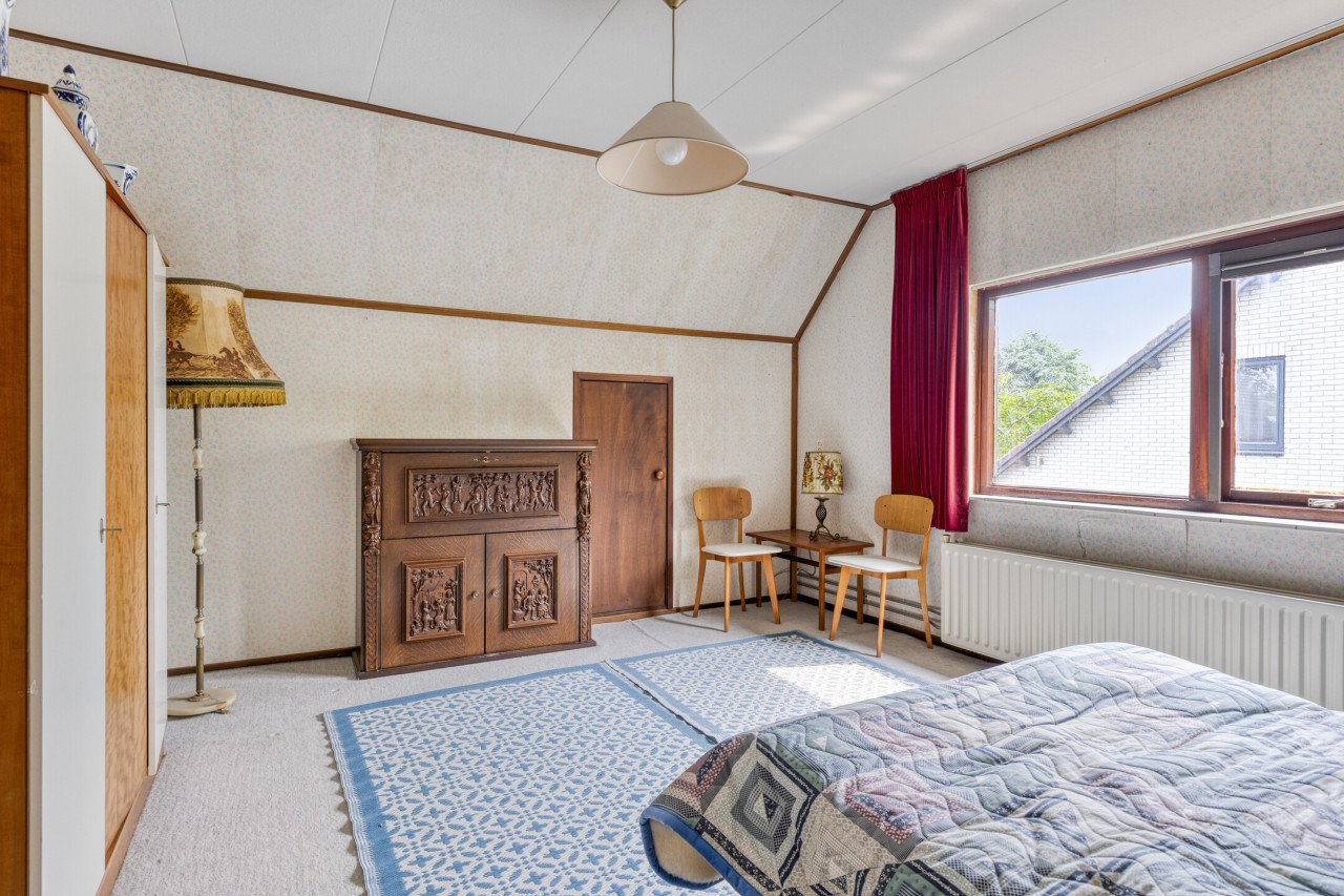 Vrijstaande woning slaapkamer, badkamer begane grond, 600 m² Heinkenszand