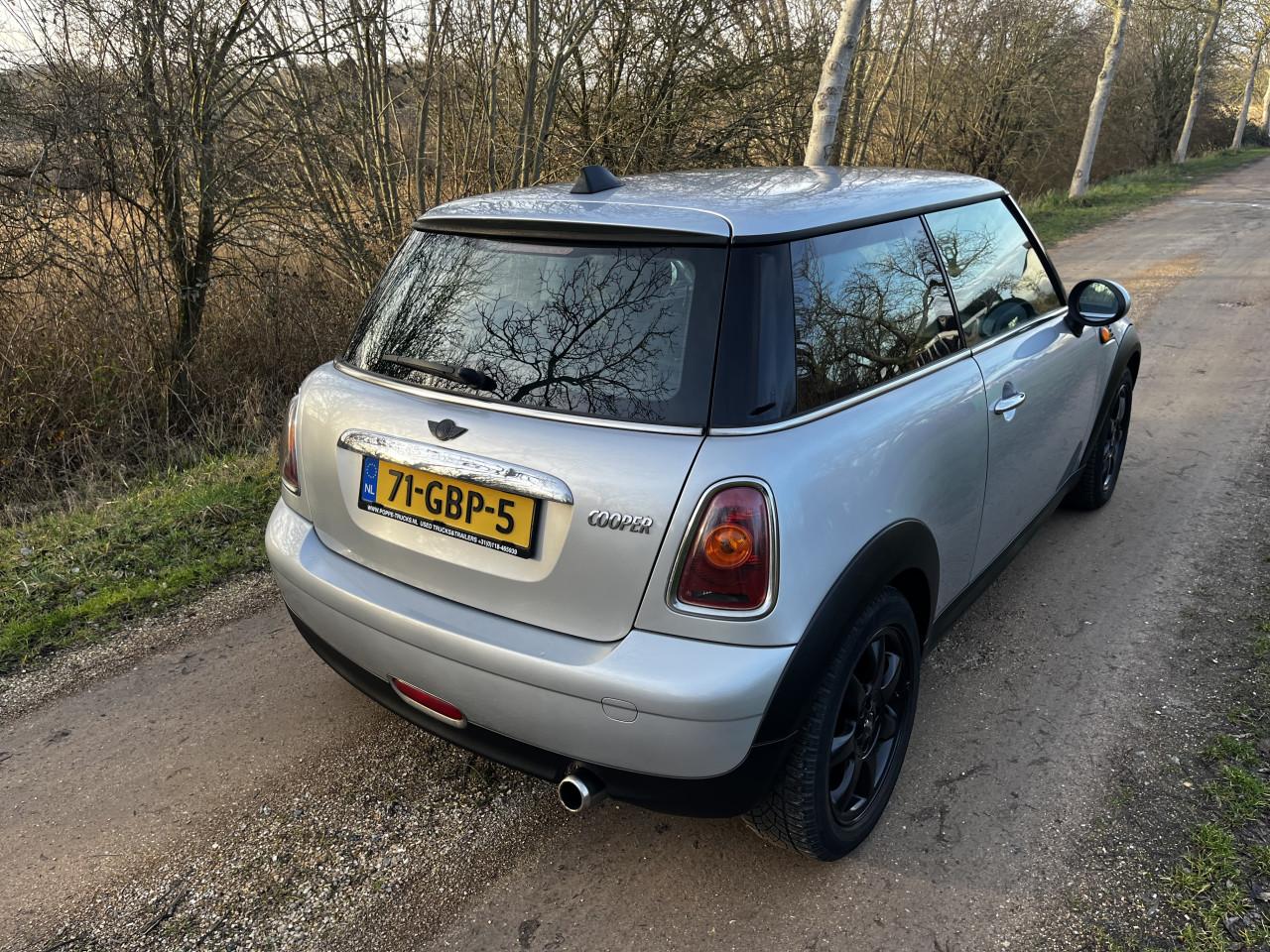 Mini Cooper 1.6 | 138.478 km | 2006 |  Volledig onderhouden